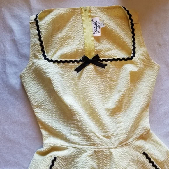 Pinup Girl Clothing Golightly Pinup Carina Swing Mini Sundress - Picture 4 of 9